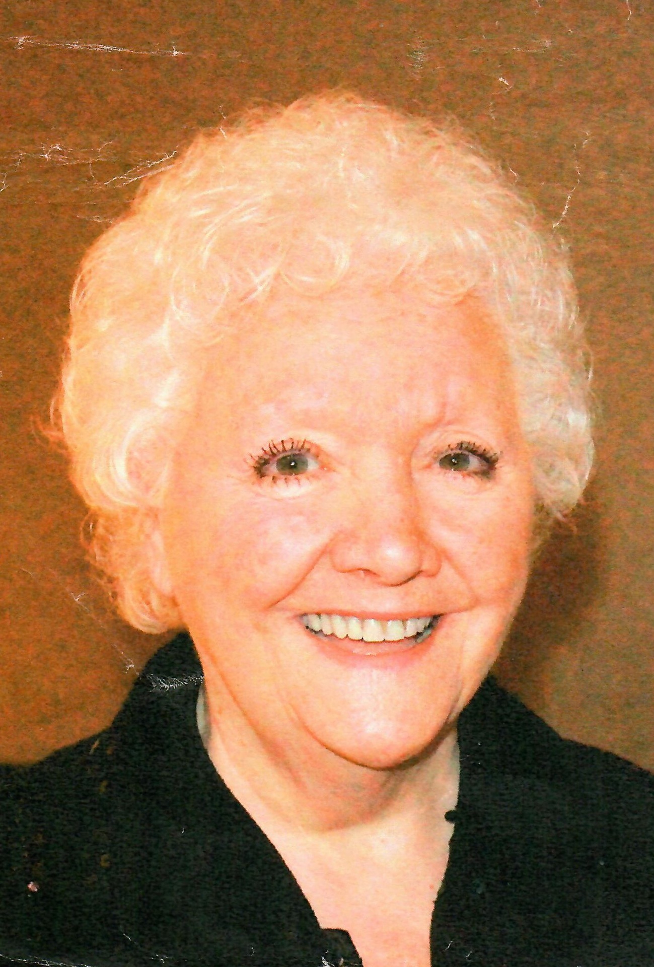 Nicole Martin (née Larrivée)