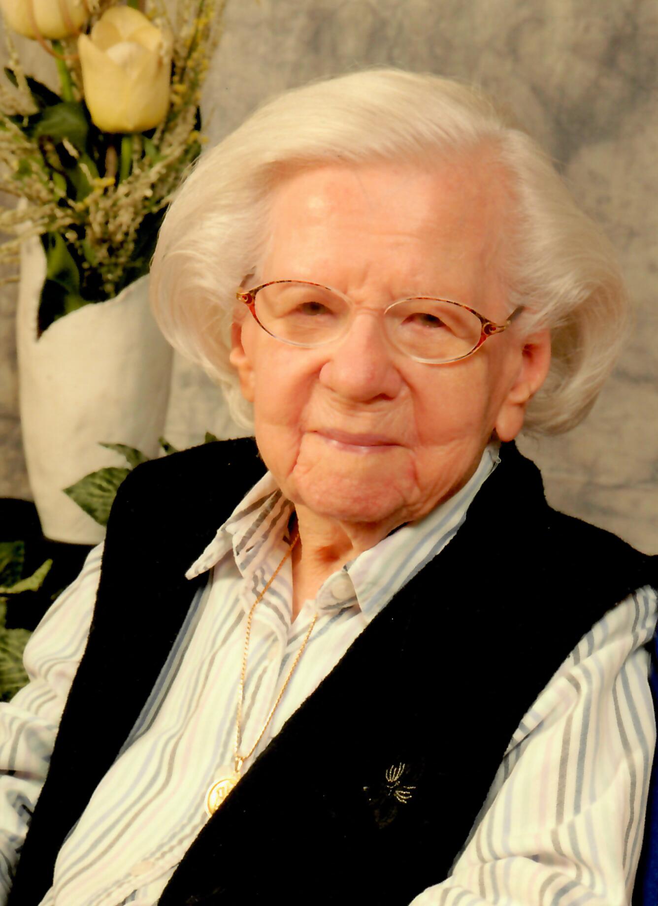 Lucienne Andrews Latulippe