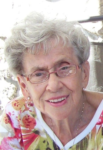 Cécile Essiambre