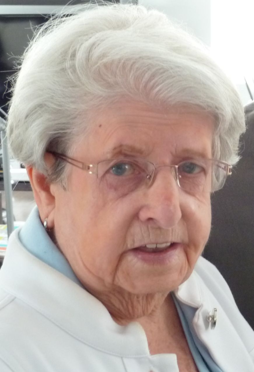 Carmen Paquet (née Lefebvre)