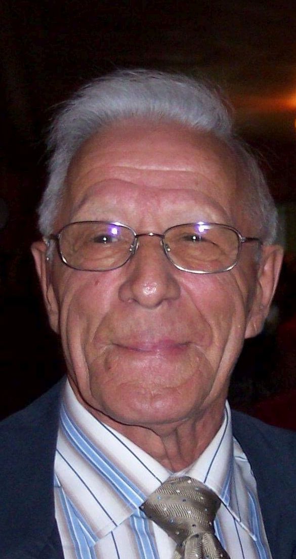 Yvon Dubé
