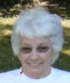 Jeannine  (dite Mme B., M'man, La Mère, Bidule) Brousseau