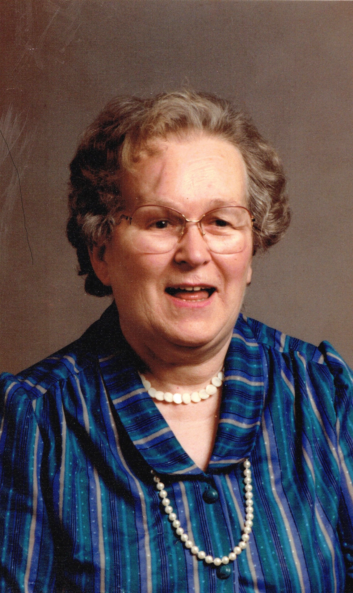 Françoise Paquet-Dessureault