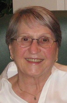 Jacqueline Lussier Moffett