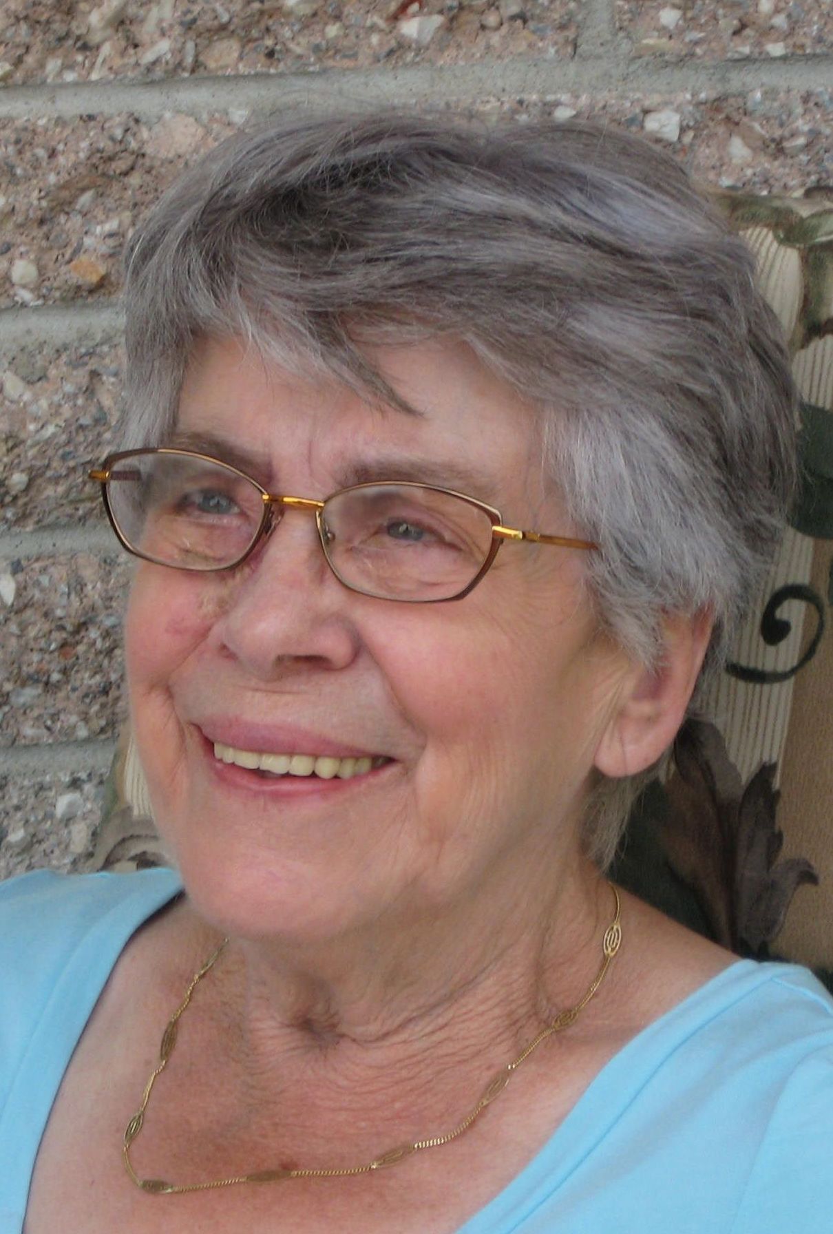 Charlotte Deveau (née Roy)