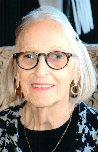 Adrienne Dussault (née Vézina)