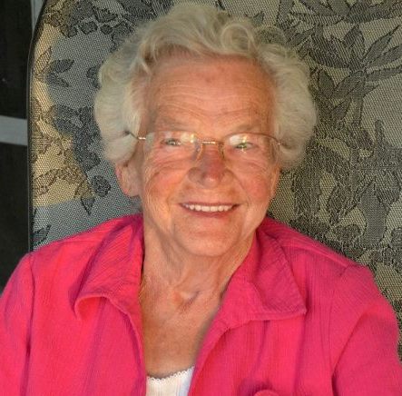 Lucille (née Descarreaux) Plante