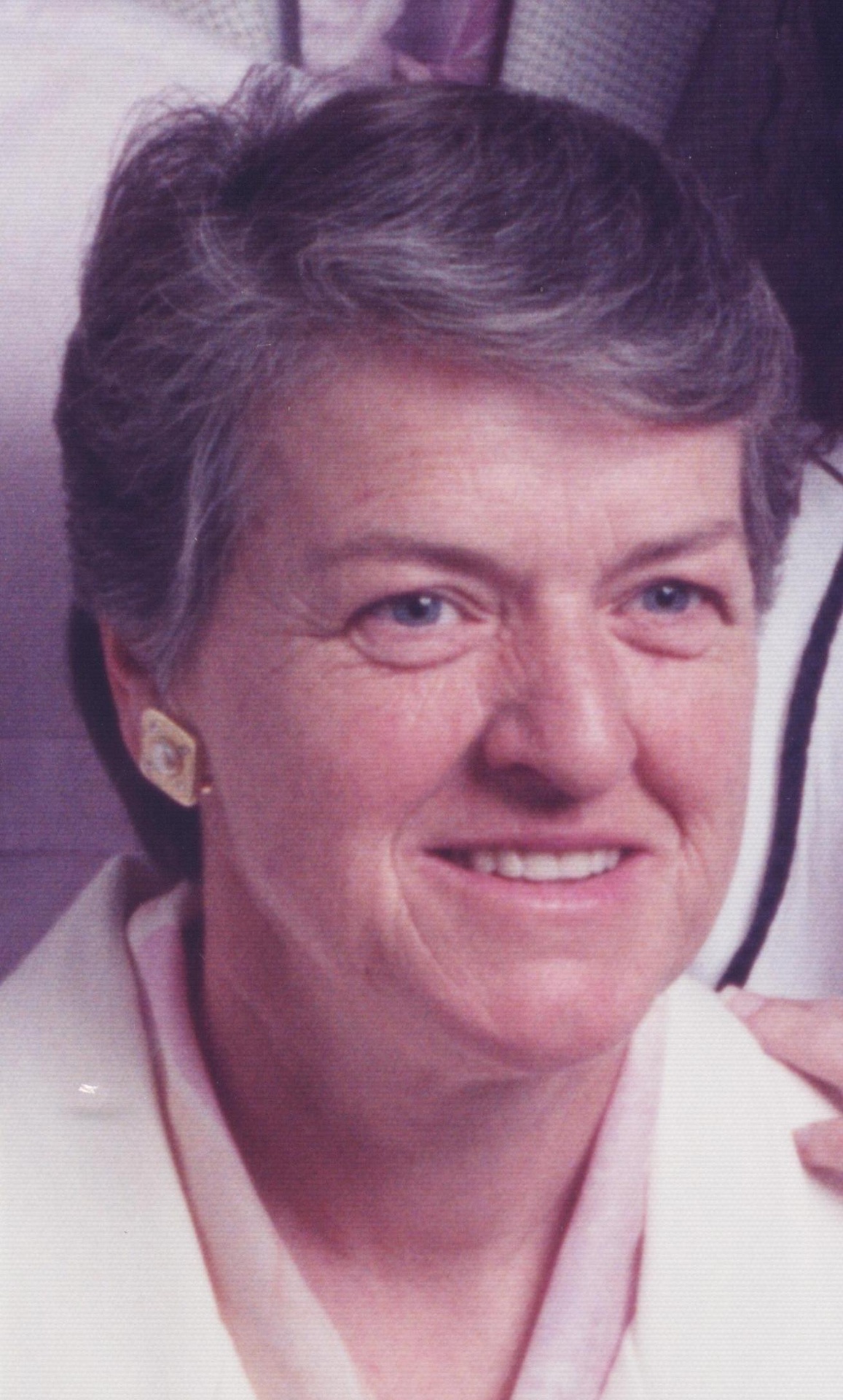 Ghislaine Carrier