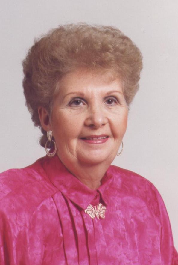 Louisette Traversy-Carrier