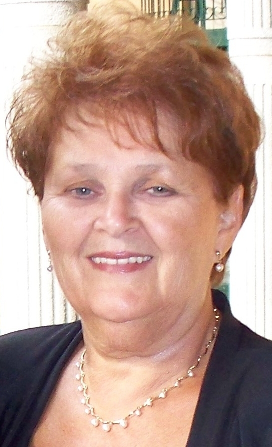 Huguette Caron-Hallé