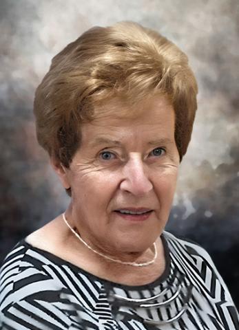 Lucienne St-Pierre Lebrun