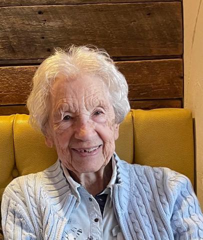 Carmen De Bellefeuille