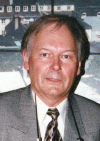 Robert J. Mathieu