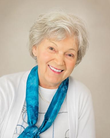 Carmen Bond