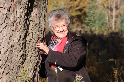 Juliette Hayfield