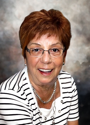 Rolande Juneau (née Perreault)