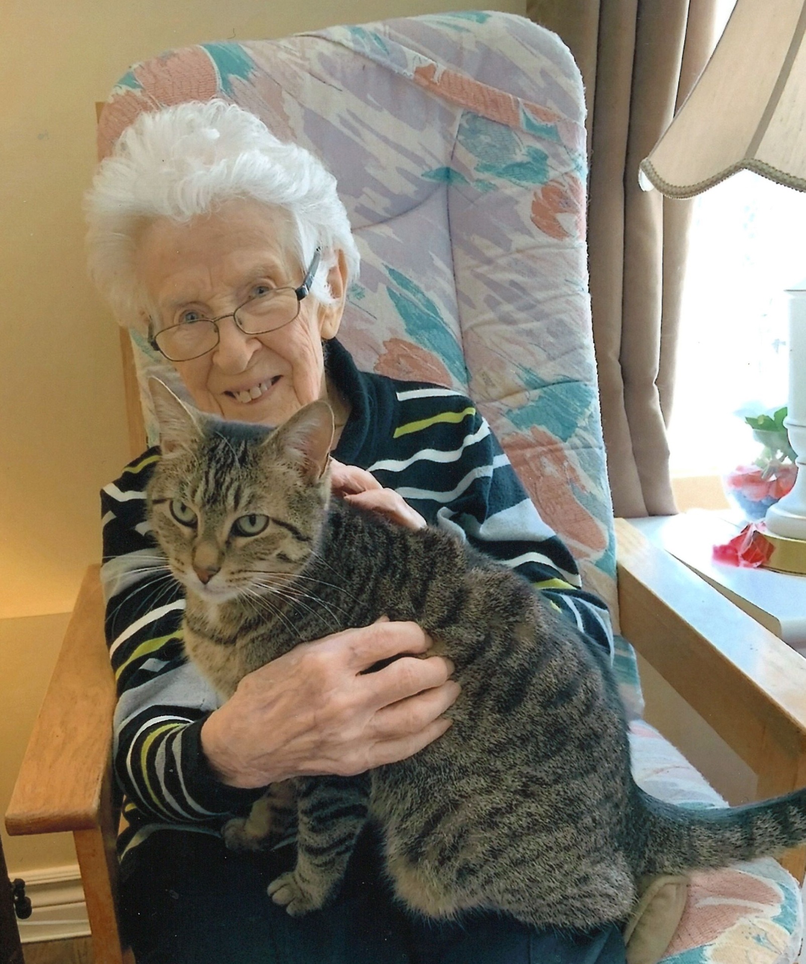 Yvette Lamontagne (née Labrecque)