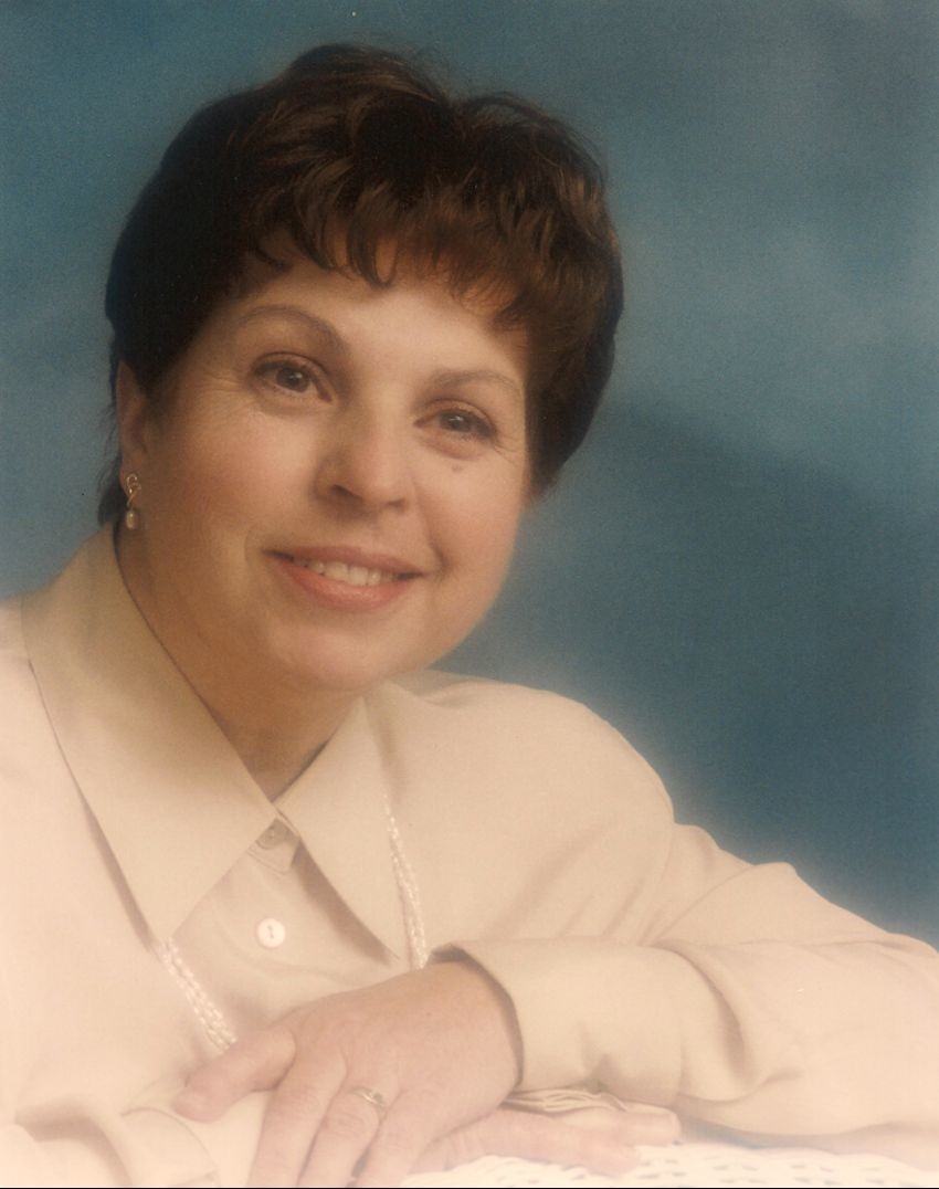 Adrienne Champeau
