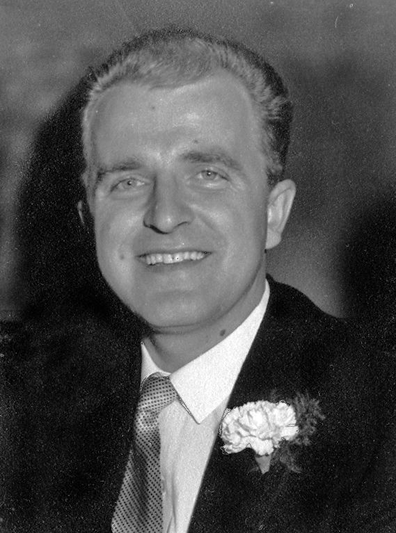 Maurice Moore