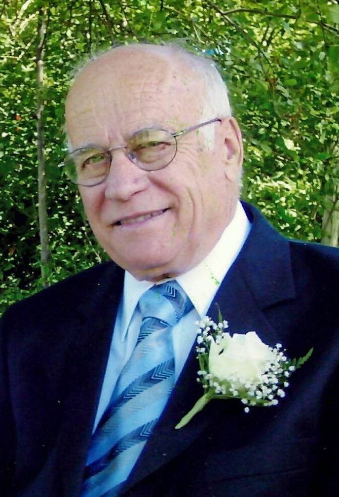 Yvonnic Vallières