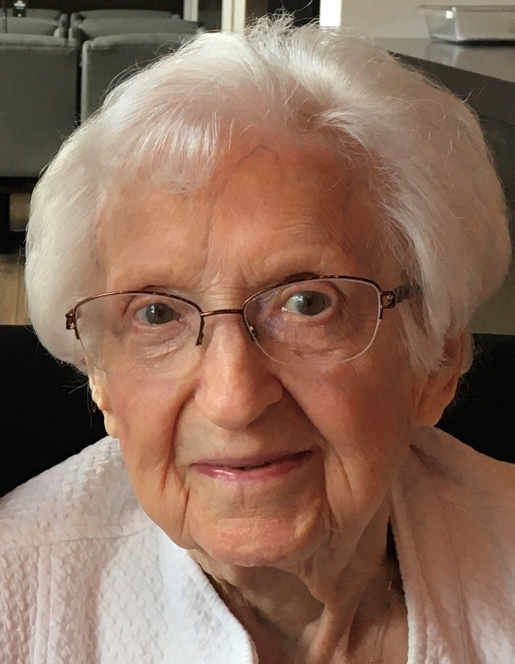 Jacqueline Giroux