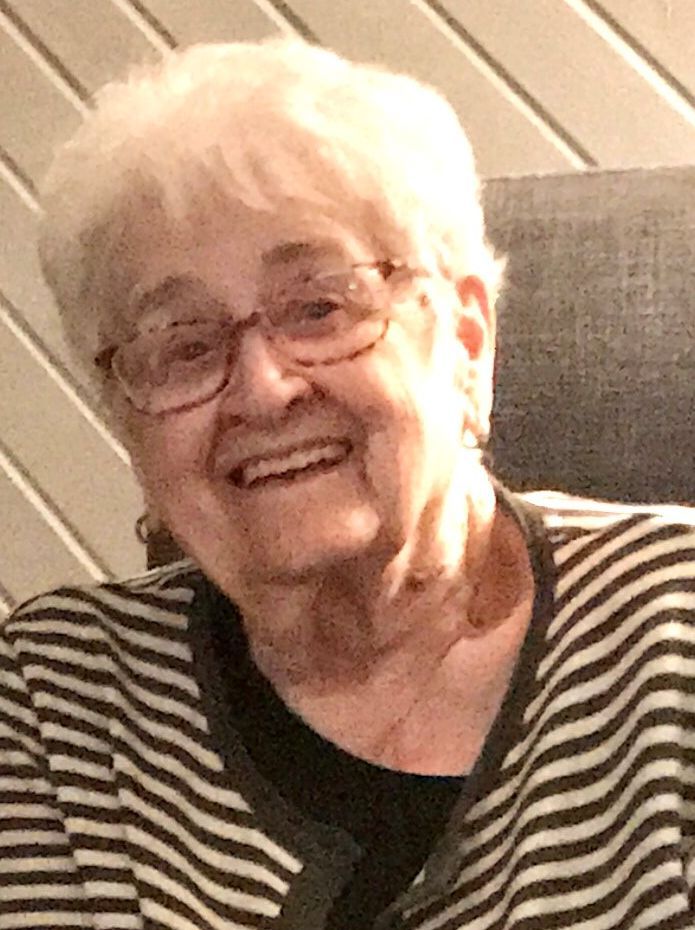 Pauline Paradis (née Beaulieu)