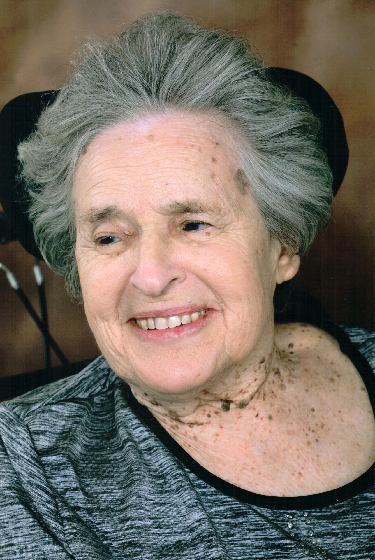Huguette Carrier